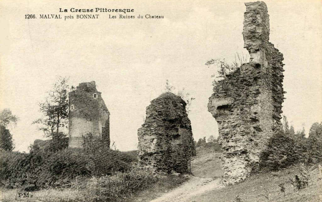 1266 Malval pres Bonnat Les Ruines du Chateau