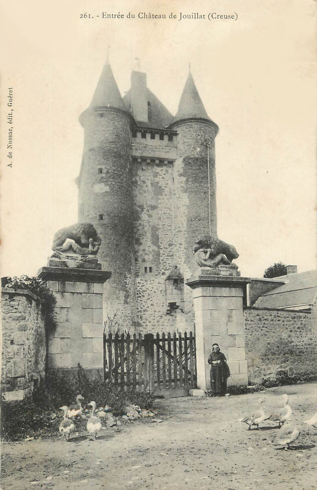 Entree du Chateau de Jouillat